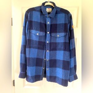 NWOT Fjallraven mens Canada wool shirt